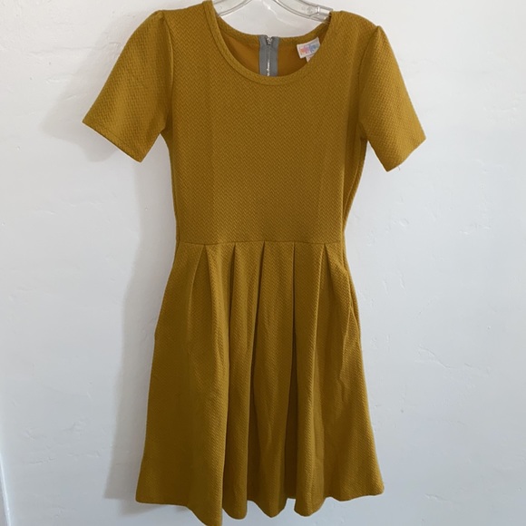 LuLaRoe Chevron Texture Dress - Mustard Yellow - XS - Picture 1 of 4
